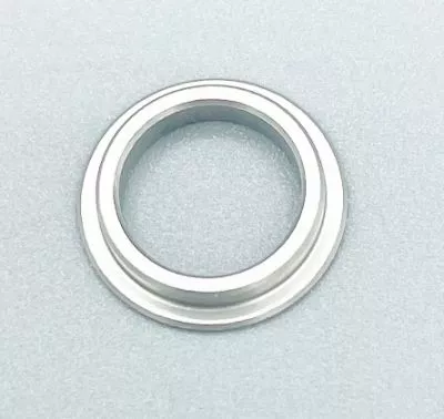 Distanzring f�r Elektro-Spinner 8/10 Alu